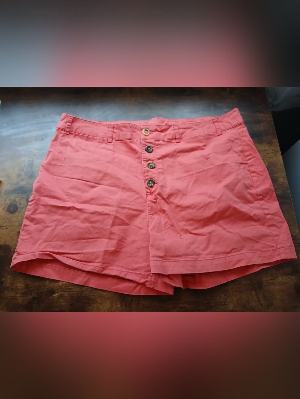 Old Navy Coral Button-Front Women’s Shorts